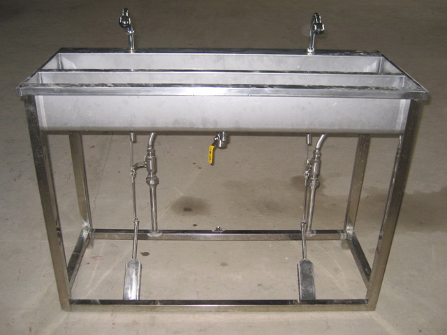 pedal-style hand-washing trough