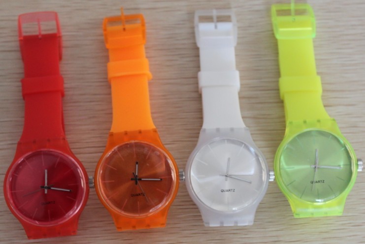 Silicon quartz watch