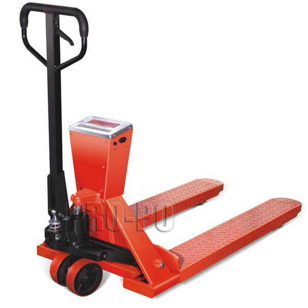 Hand pallet truck with weigh scale