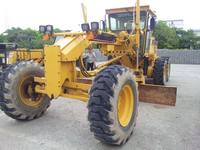 Used 140H motor grader Caterpillar grader