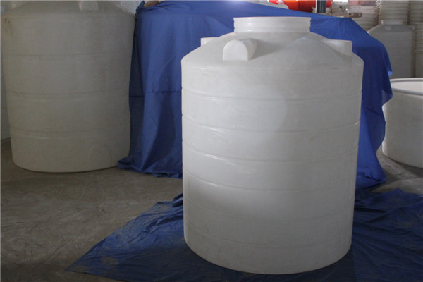 300 liters plastic water tank