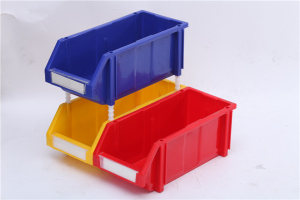 Plastic srew box size