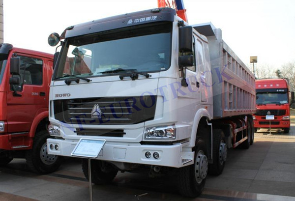 Sinotruk HOWO DumpTruck M8x4 EGR