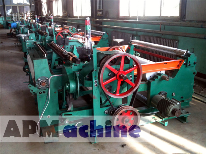 Weaving Wire Mesh Machine