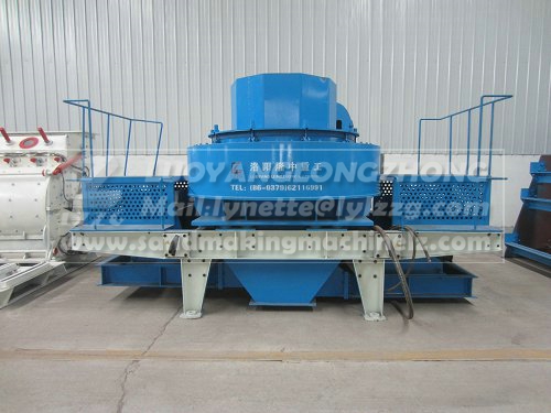 Vertical impact crusher