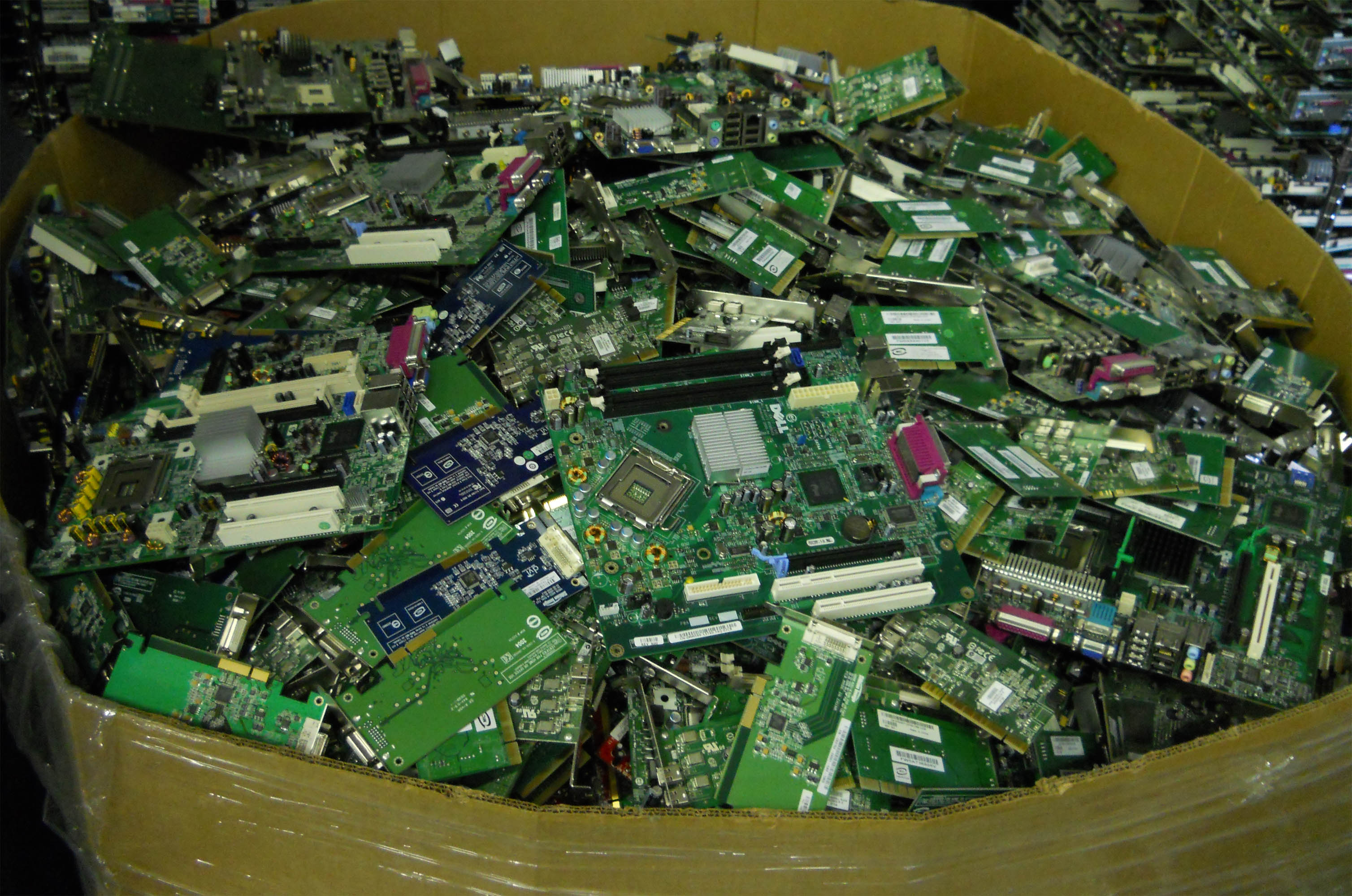 COMPUTER MOTHER BOARDS SCRAP