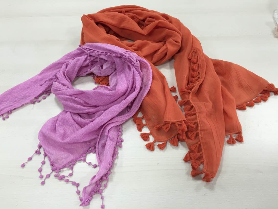 100% Viscose woven scarf