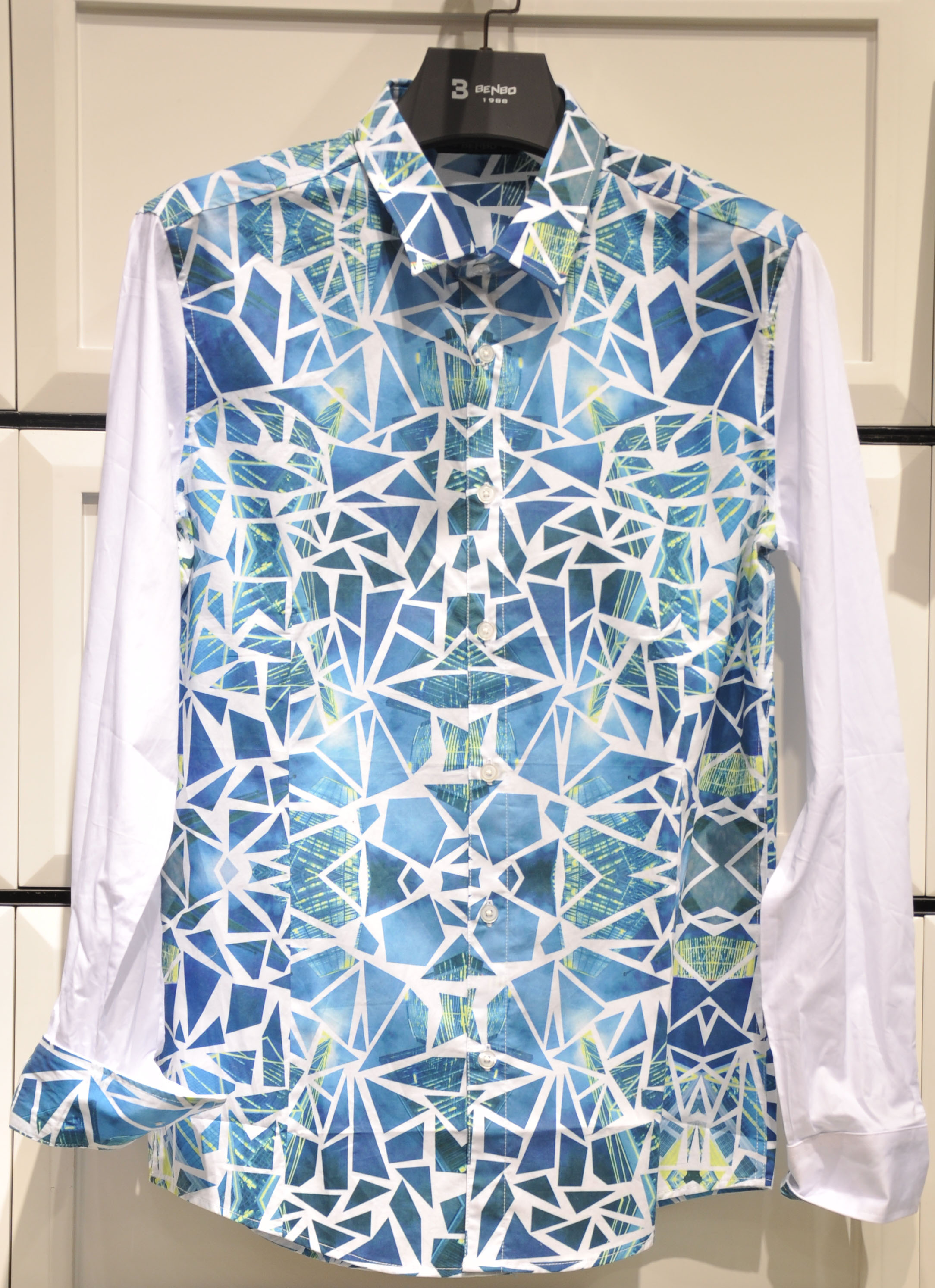 Men's shirt