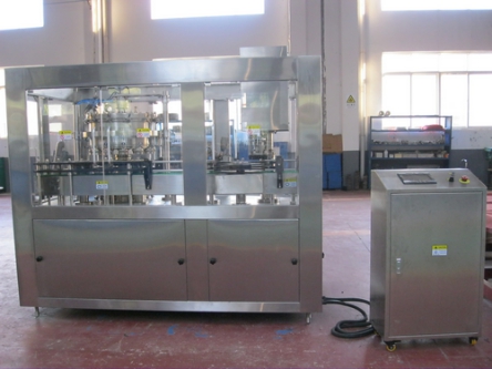 Fully-automatic can filler/capper machine