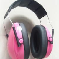 Large picture earmuff