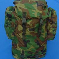 Large picture Military Camouflage Backpack sleeping bags tents