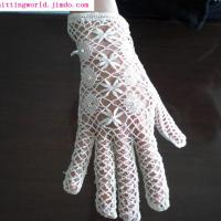 Large picture knitted gloves