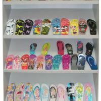 Large picture flipflops
