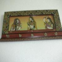 Large picture Gems stone painted key holder