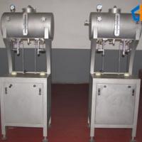 Large picture Bottle filling machine with double head