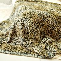 Large picture leopard stylish short pile plush blanket