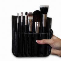 Large picture Makeup Brush Set with Mini Black PU Bag