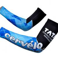 Large picture cycling arm warmer