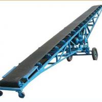 Large picture mobile conveyor for concrete