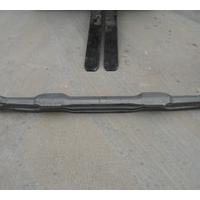Large picture automobile fittings front axle