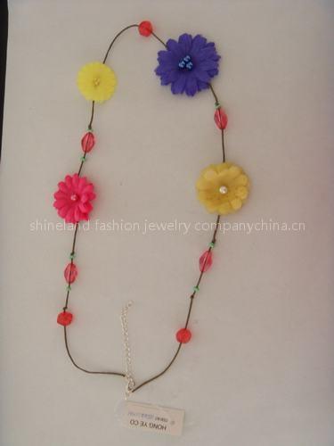 apparel fashion accessories