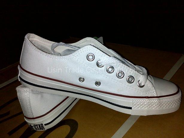 stock canvas shoes