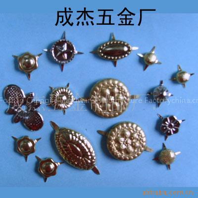 nailhead ornament
