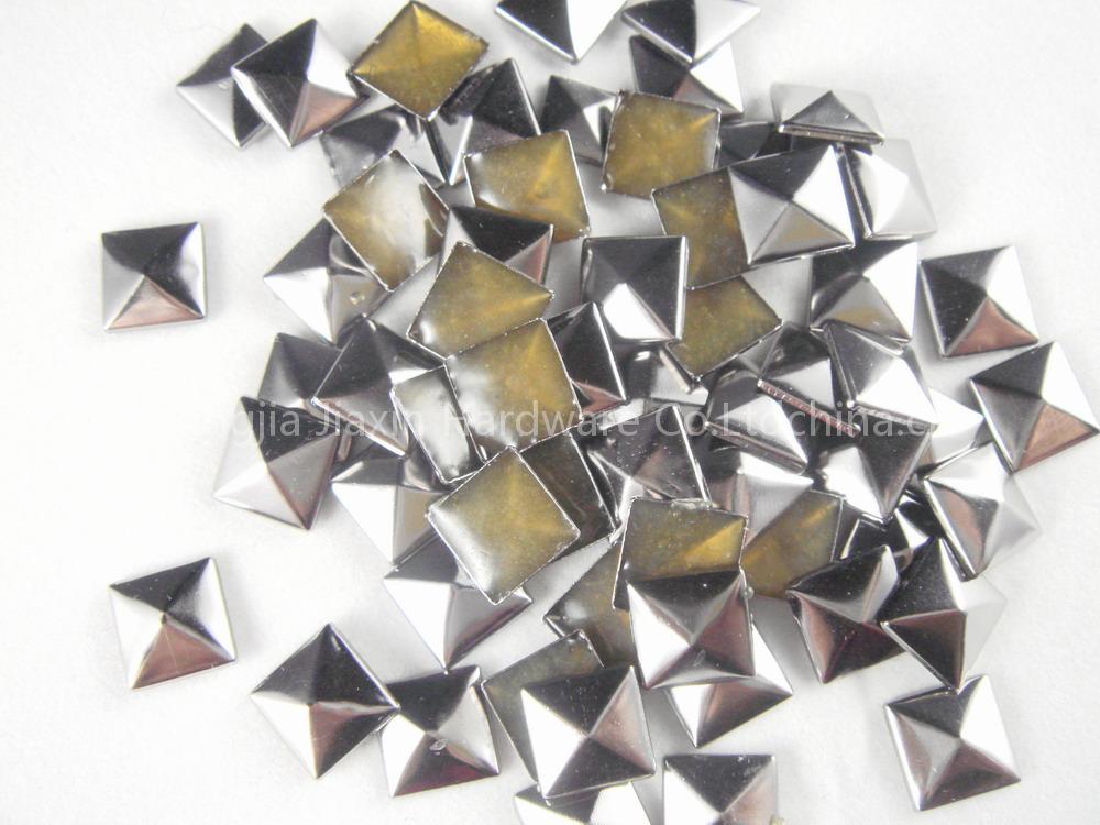 hot fix scale stud
