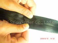 water resistant zipper