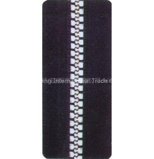 3# Plastic Zipper Chain DT001 - Golden Tooth