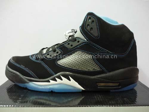 NIKE SHOES in