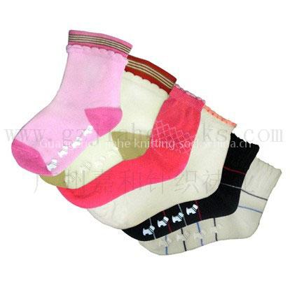 sells all kinds of socks