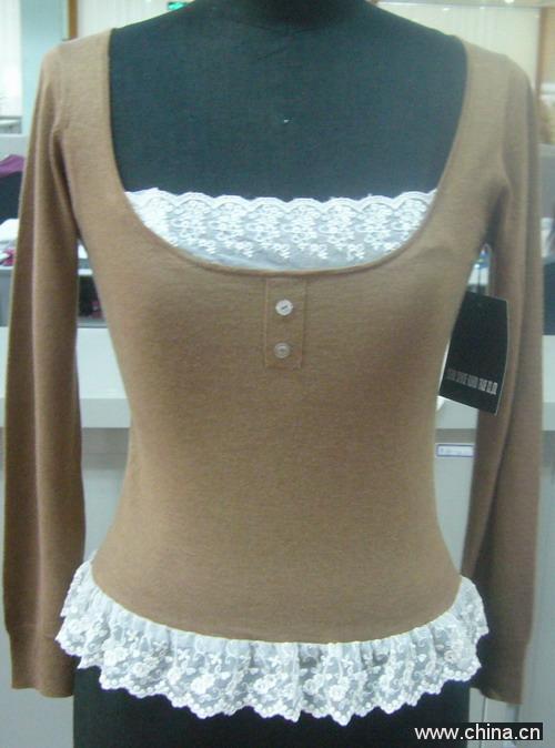 Ladies' sweater