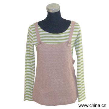 Ladies' Sweater and Knitwear Set