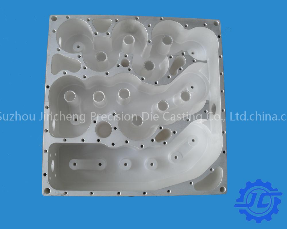 Telecommunication filter housing