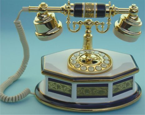 Italy Queen\'\'s Telephone