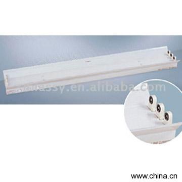 Fluorescent Lighting Fixture