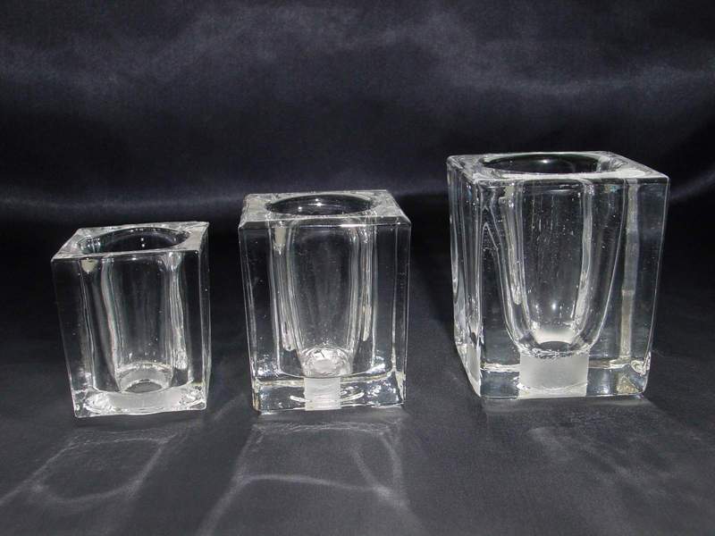 China (Mainland) Machine-pressed Glass Cube