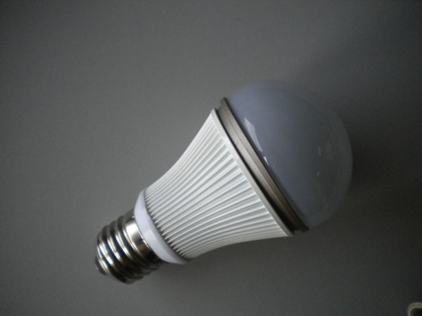 LED Bulb 5W E27