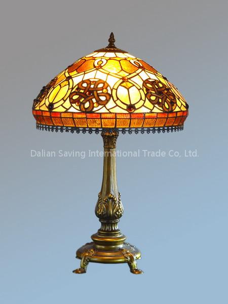 tiffany table lamp