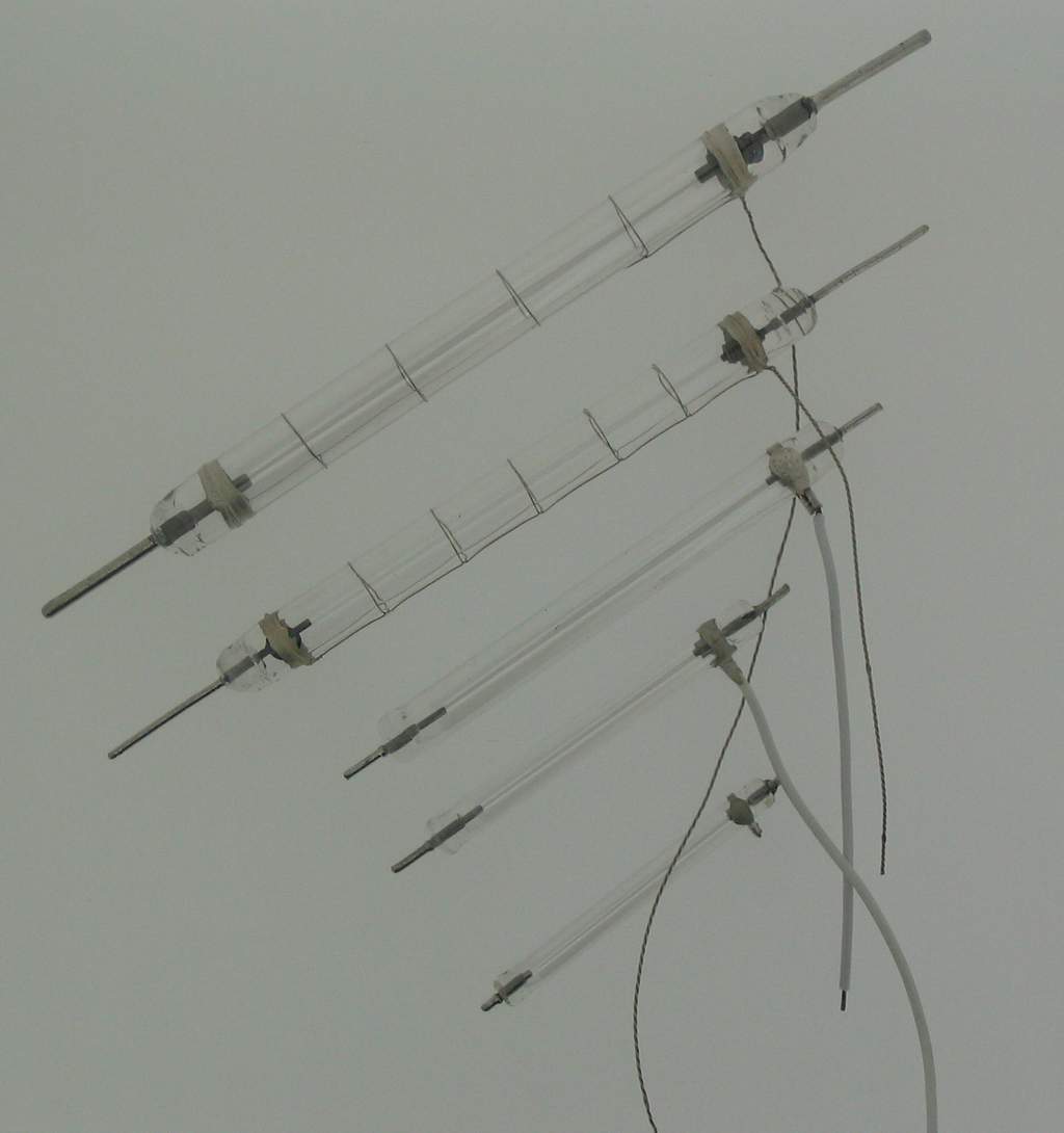 Hong Kong Flash Tube - Linear