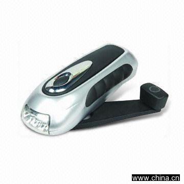 3-LED Dynamo Flashlight