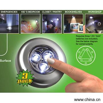 Stick & Click 3-LED Light