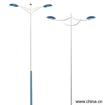 Dual-Arm Lamp Poles