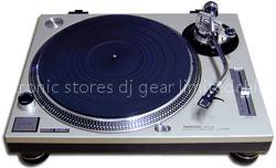 Technics - SL-1200MK2 Turntable Dual Voltage