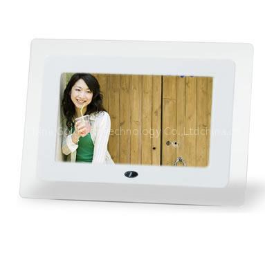 digital picture frame