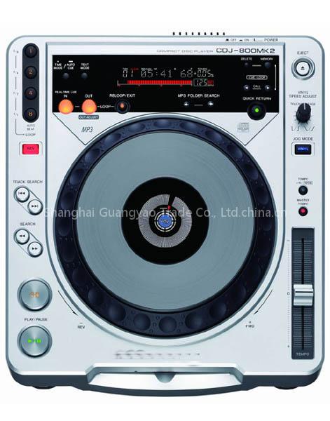 CD Player (Pioneer CDJ 800 MK2)