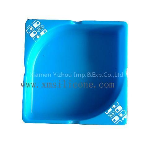 Silicone ashtray