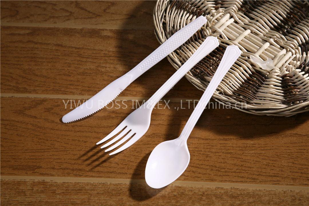 Disposable dinnerware