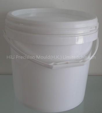 10 Litres plastic bucket